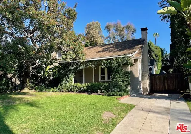 Los Angeles, CA 90004,580 Lillian Way