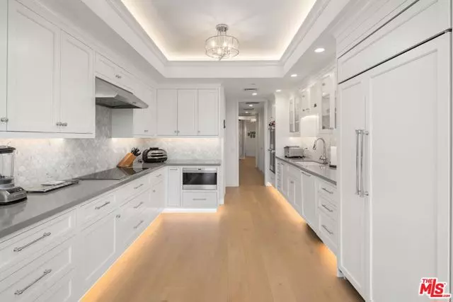 300 N Swall Drive #354, Beverly Hills, CA 90211