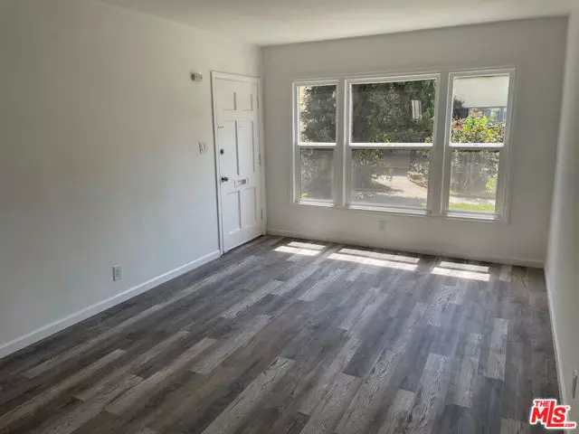 1620 S St Andrews Place, Los Angeles, CA 90019