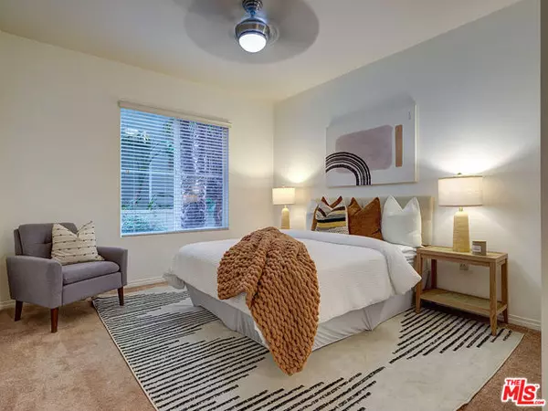 6020 S Seabluff Drive #122, Los Angeles, CA 90094