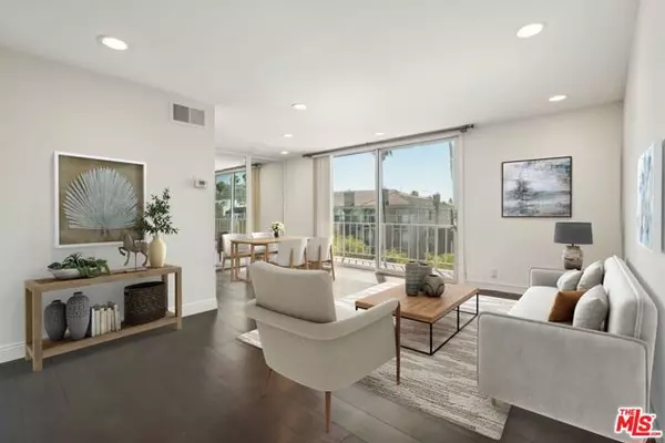 Los Angeles, CA 90048,100 S Doheny Drive #501