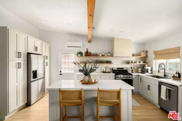 Los Angeles, CA 90032,4938 O Sullivan Drive