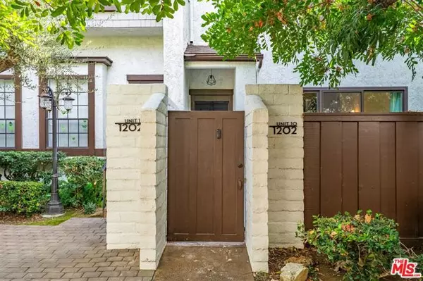 1202 Indiana Avenue #10, South Pasadena, CA 91030