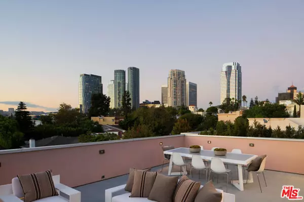 Los Angeles, CA 90064,10326 Keswick Avenue