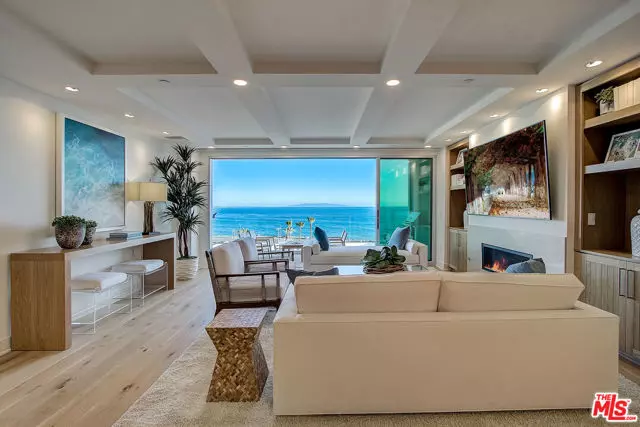 Pacific Palisades (los Angeles), CA 90272,17325 Castellammare Drive #502