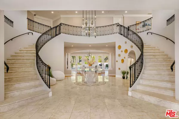 Calabasas, CA 91302,25043 Abercrombie Lane