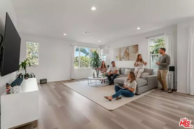 157 Steely, Irvine, CA 92614