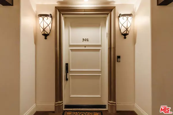 Los Angeles, CA 90025,1835 Pandora Avenue #302