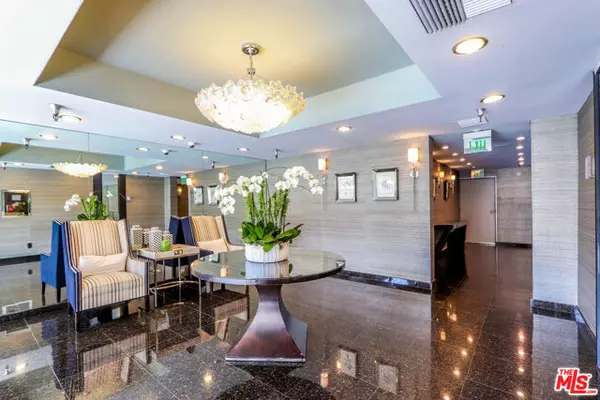 Beverly Hills, CA 90212,121 S Palm Drive #404