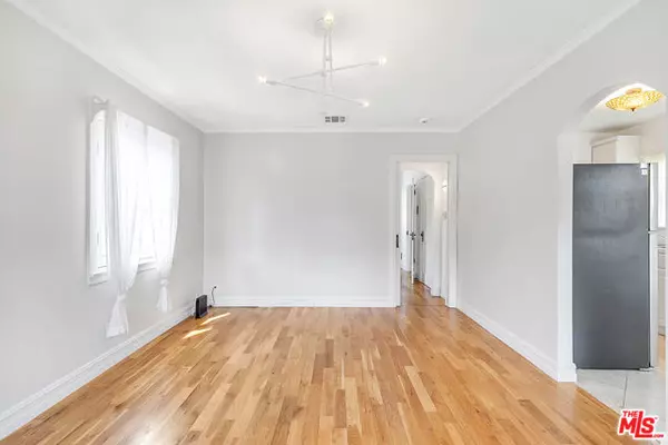 Los Angeles, CA 90026,1725 Morton Avenue