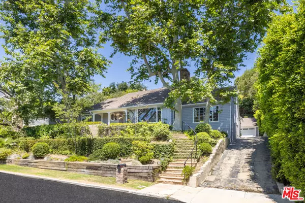 Los Angeles, CA 90049,11339 Thurston Place