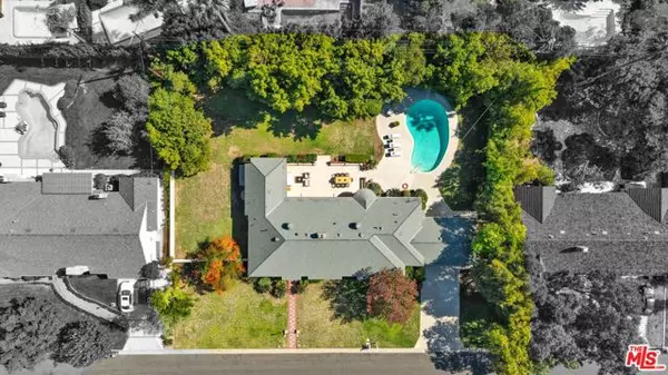 Los Angeles, CA 91406,6900 Chisholm Avenue