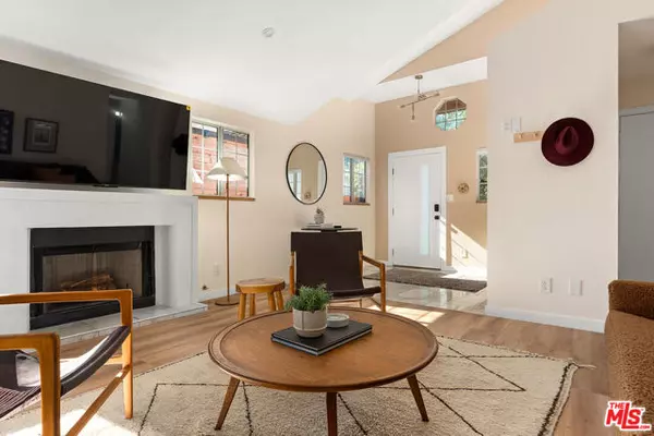 Los Angeles, CA 90039,3951 Edenhurst Avenue