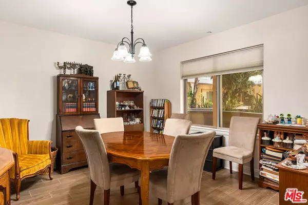 Playa Del Rey (los Angeles), CA 90293,8238 W Manchester Avenue #108