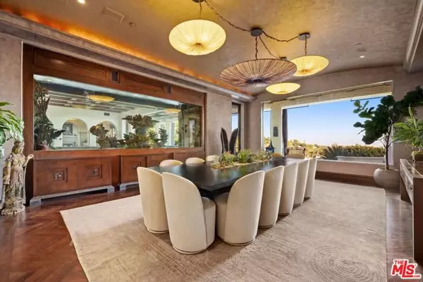 Beverly Hills, CA 90210,10066 Cielo Drive