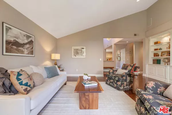 Calabasas, CA 91302,4303 Park Paloma