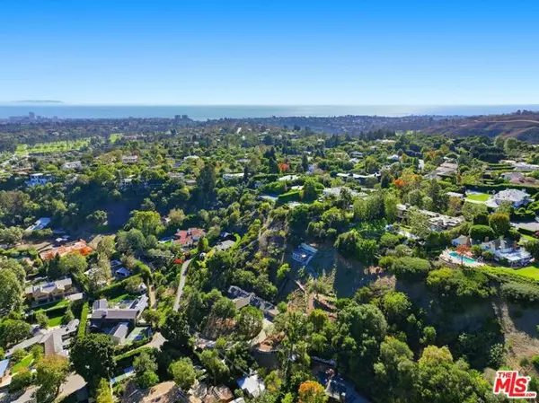 Los Angeles, CA 90049,13241 Riviera Ranch Road