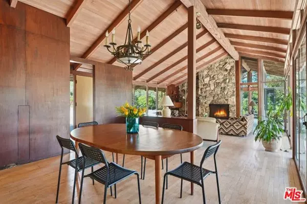 Los Angeles, CA 90049,13241 Riviera Ranch Road