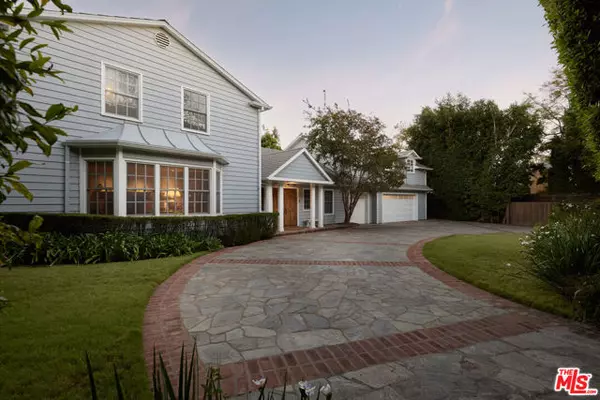 Los Angeles, CA 90049,196 Granville Avenue