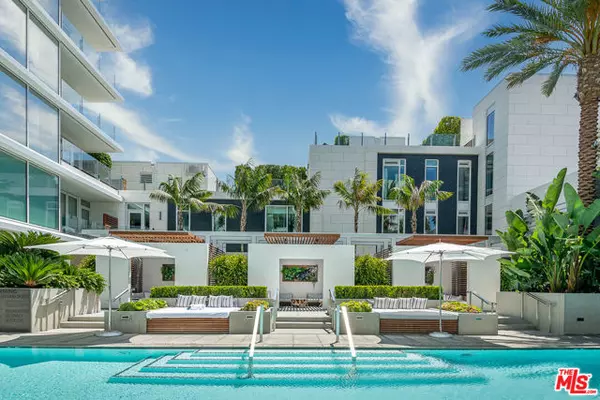 Los Angeles, CA 90048,9000 W 3rd Street #208