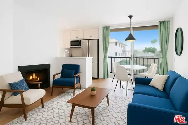 Los Angeles, CA 90046,7320 Hawthorn Avenue #219