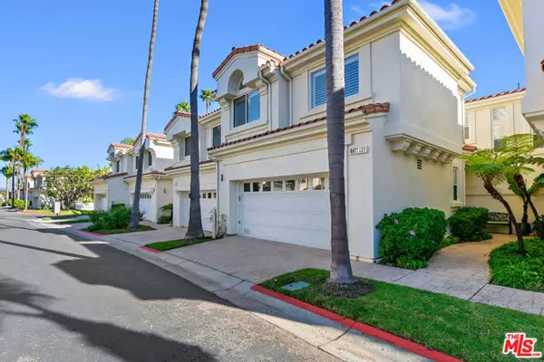 Malibu, CA 90265,6477 Zuma View Place #127