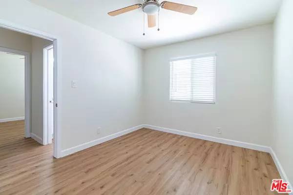 12572 Washington #2, Los Angeles, CA 90066