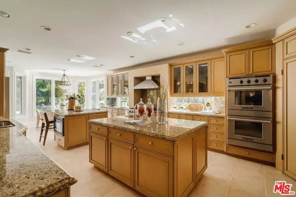 Pacific Palisades (los Angeles), CA 90272,16799 Monte Hermoso Drive