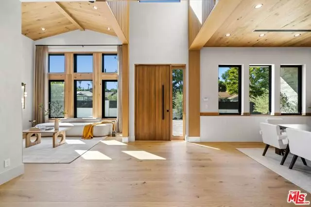 5414 Genesta Avenue, Encino (los Angeles), CA 91316