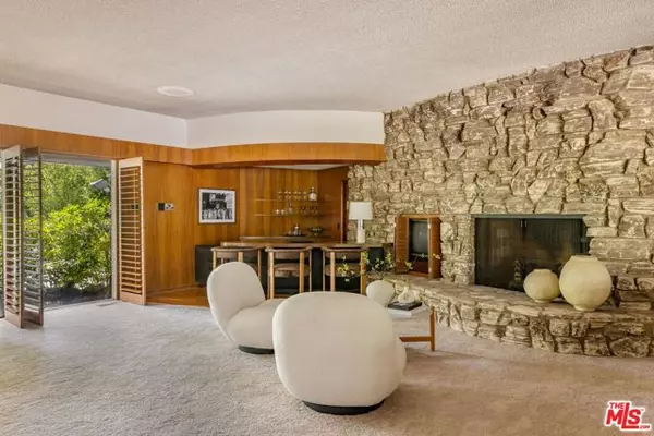 Beverly Hills, CA 90210,1805 Lexington Road