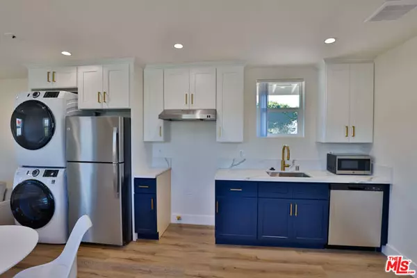 Los Angeles, CA 90007,1237 W 25th Street #1241