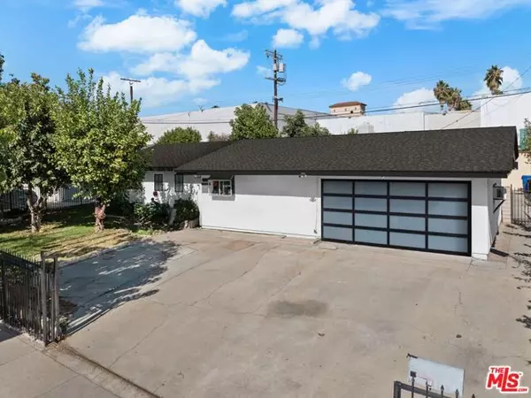 11252 Adelphia Avenue, Pacoima (los Angeles), CA 91331