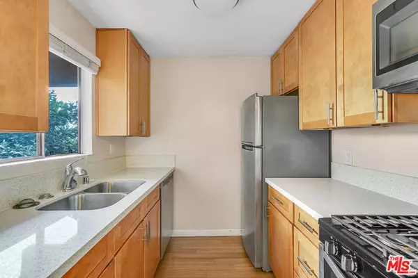 2628 6th Street #2, Santa Monica, CA 90405