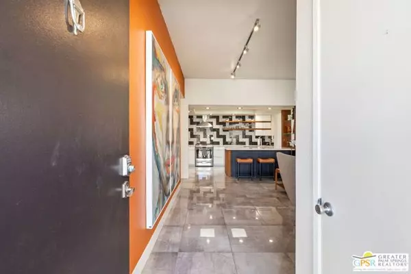 Palm Springs, CA 92262,427 N Calle Rolph