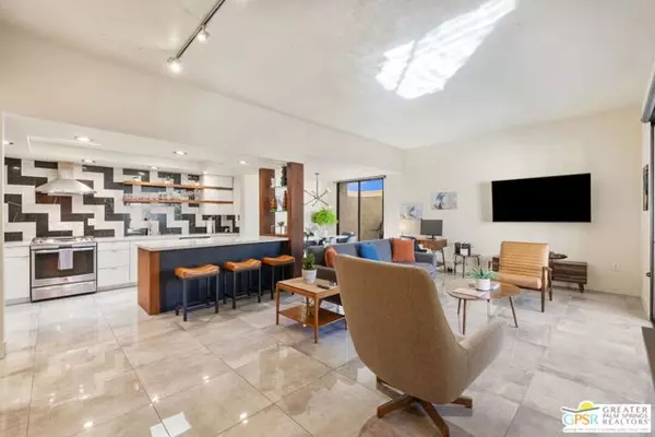 Palm Springs, CA 92262,427 N Calle Rolph