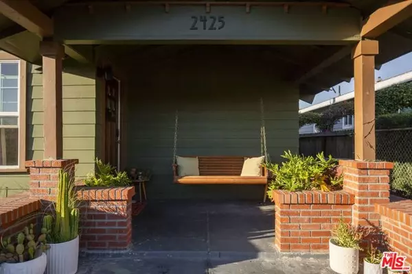 Los Angeles, CA 90018,2425 W 30th Street