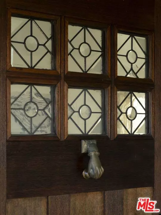 Los Angeles, CA 90018,2425 W 30th Street