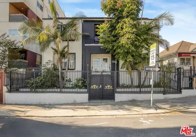 Los Angeles, CA 90006,969 S Serrano Avenue