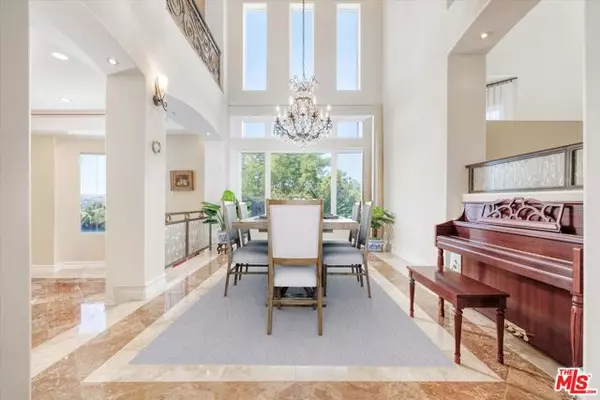 Woodland Hills (los Angeles), CA 91364,22470 Sueno Road