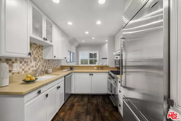 Santa Monica, CA 90403,830 17th Street #2