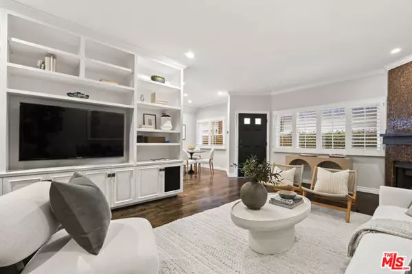 Santa Monica, CA 90403,830 17th Street #2