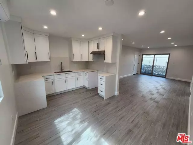 10845 White Street #5, Sun Valley (los Angeles), CA 91352