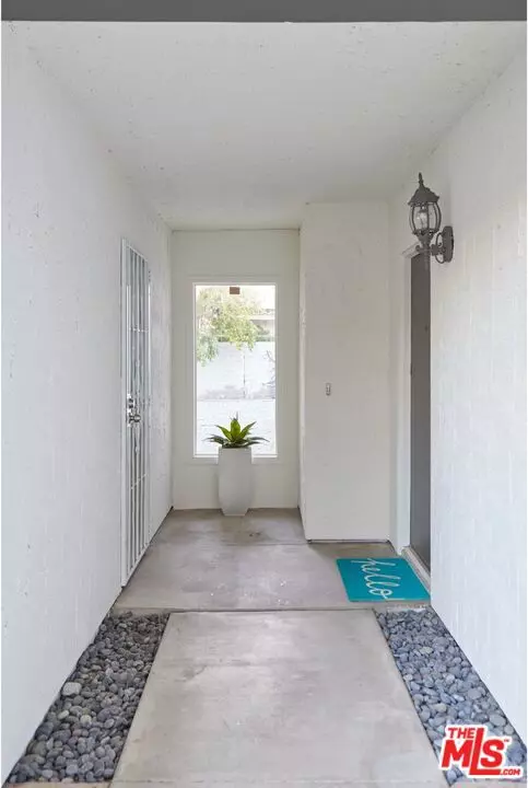 Palm Springs, CA 92262,2291 E Calle Papagayo