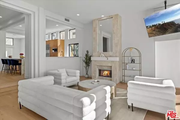 Playa Del Rey (los Angeles), CA 90293,6730 Esplanade Street