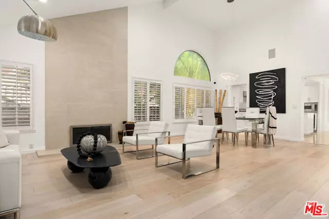 24762 Via Pradera, Calabasas, CA 91302