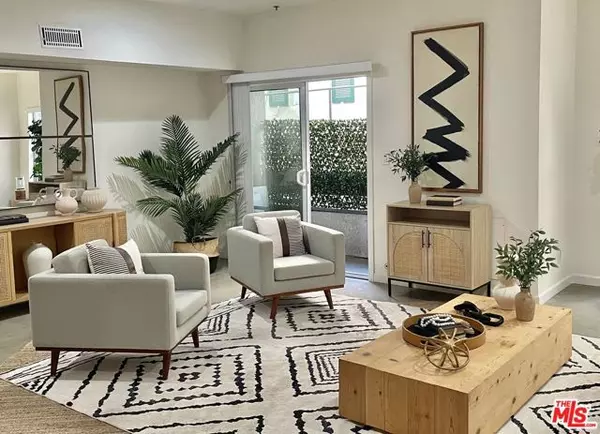 Los Angeles, CA 90024,10627 Ashton Avenue #103