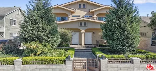 Los Angeles, CA 90016,2020 Hillcrest Drive