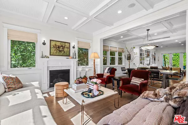 Sherman Oaks, CA 91423,13935 Huston Street