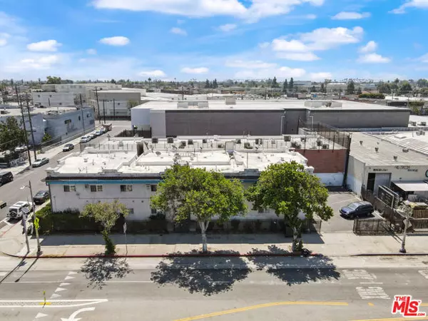 Los Angeles, CA 90037,3806 S Broadway