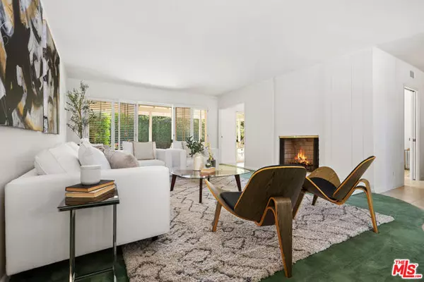 Los Angeles, CA 90049,13208 Jonesboro Place